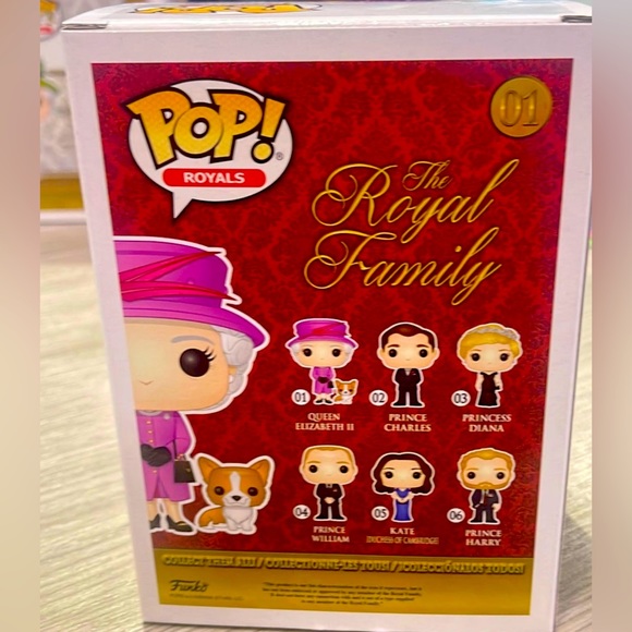 Queen Elizabeth II funko pop - Picture 3 of 5